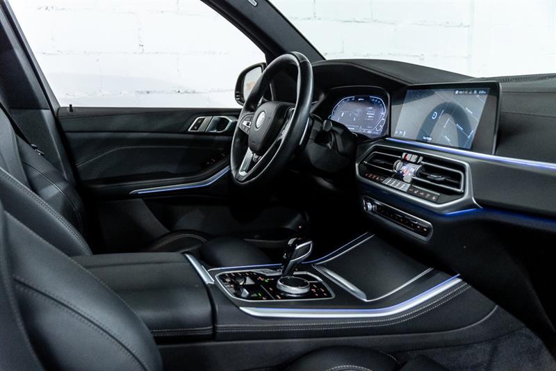 BMW
X5
2022